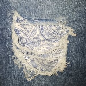 Judy Blue Skinny Jeans with Destruction and Paisley Detail Size 9x29